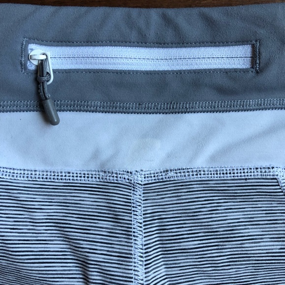 🦊Lululemon Run: Inspire Crop II - Picture 8 of 10